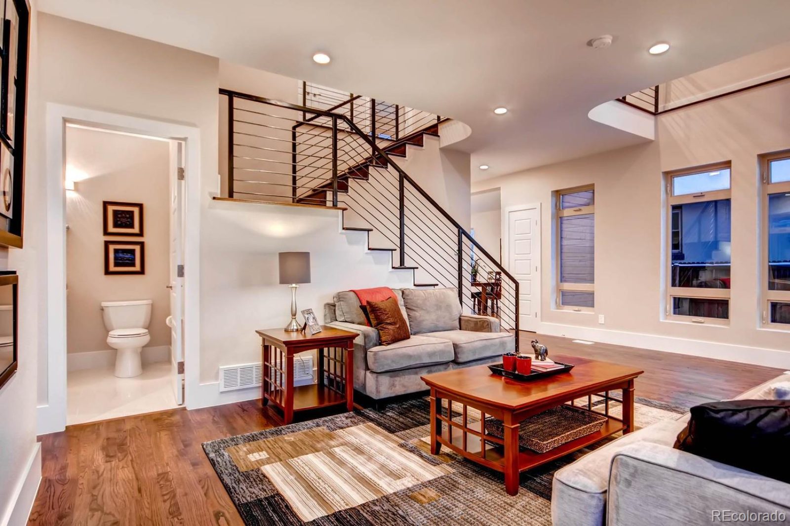 2660 King Living