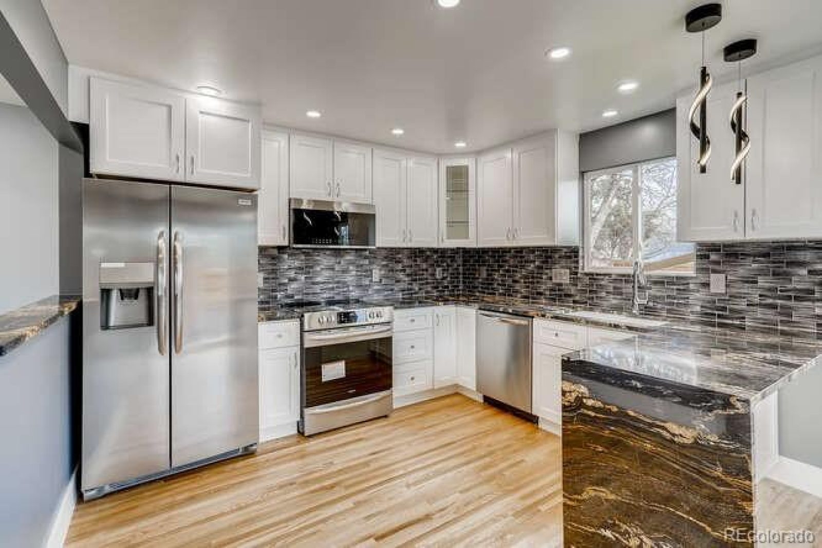 3580 Ward Kitchen